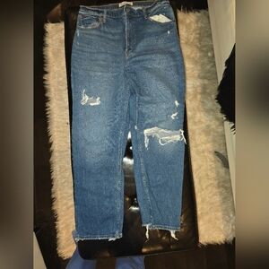 Abercrombie & Fitch Ripped CURVE LOVE ANKLE Staight Ultra High Rise Jean